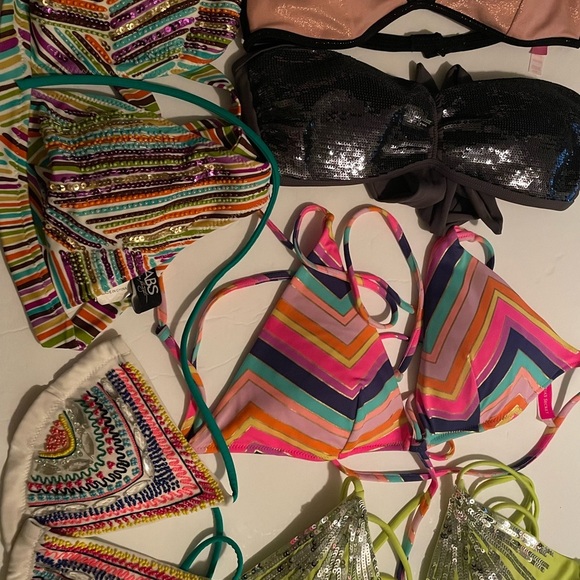 Victoria’s Secret Lot of Gently Used Bikini Tops & Bikini Sets (1 ABS)- Small - Picture 1 of 2